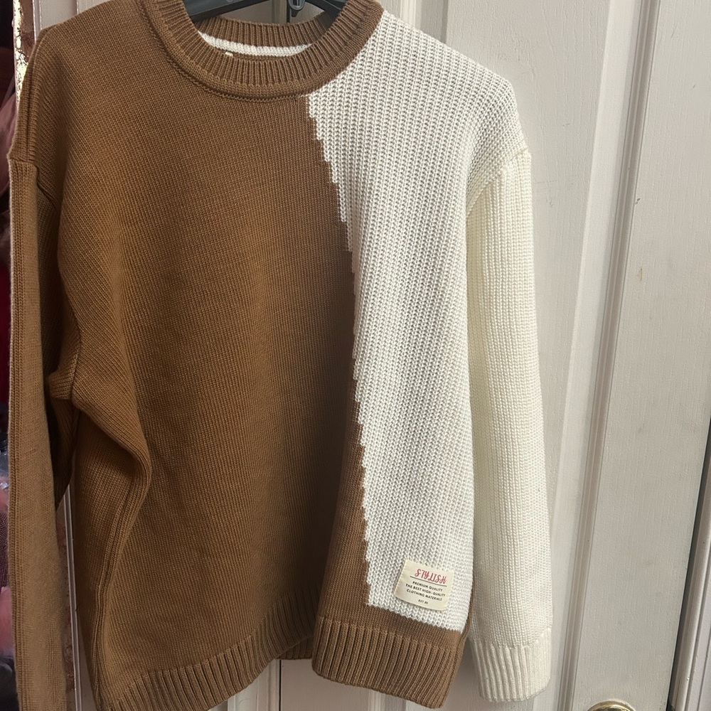 Men's Brown and White Sweater